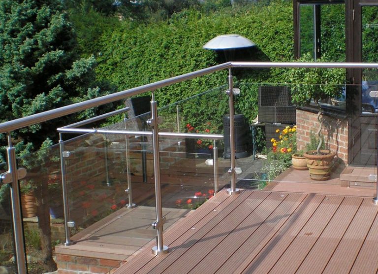 Aluminum Window 14 Outdoor-guardrail