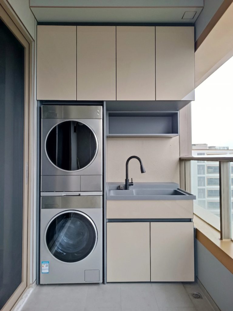Home 6 balcony-cabinet