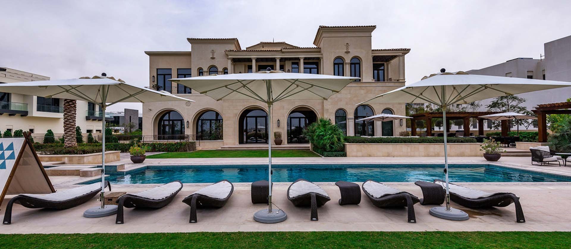Top 10 Luxury Mansions, Villas & Penthouses in Dubai 2025 Ultimate Guide to Opulent Living 7 Dubai Hills Grove Villa