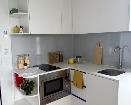 308 Sets Sydney Student Apartment Whole House Custom 2 Custom kitchen cabinet with built-in storage in a student apartment in Sydney.
